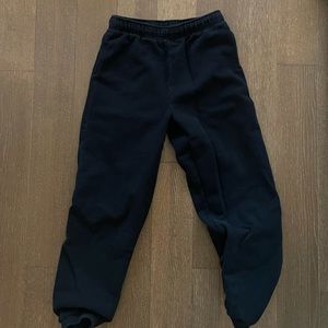 Aritzia TNA cozy fleece mega black sweatpants